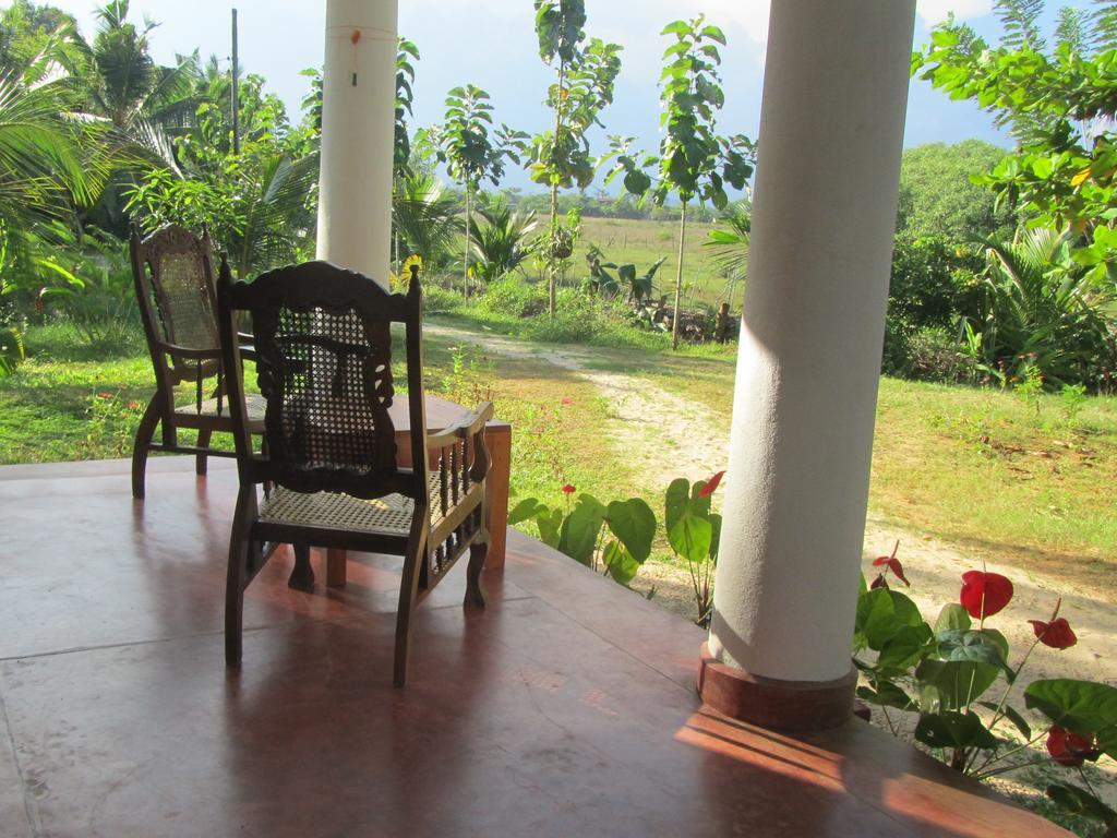 Peacock Land Hotel Tangalle Quarto foto